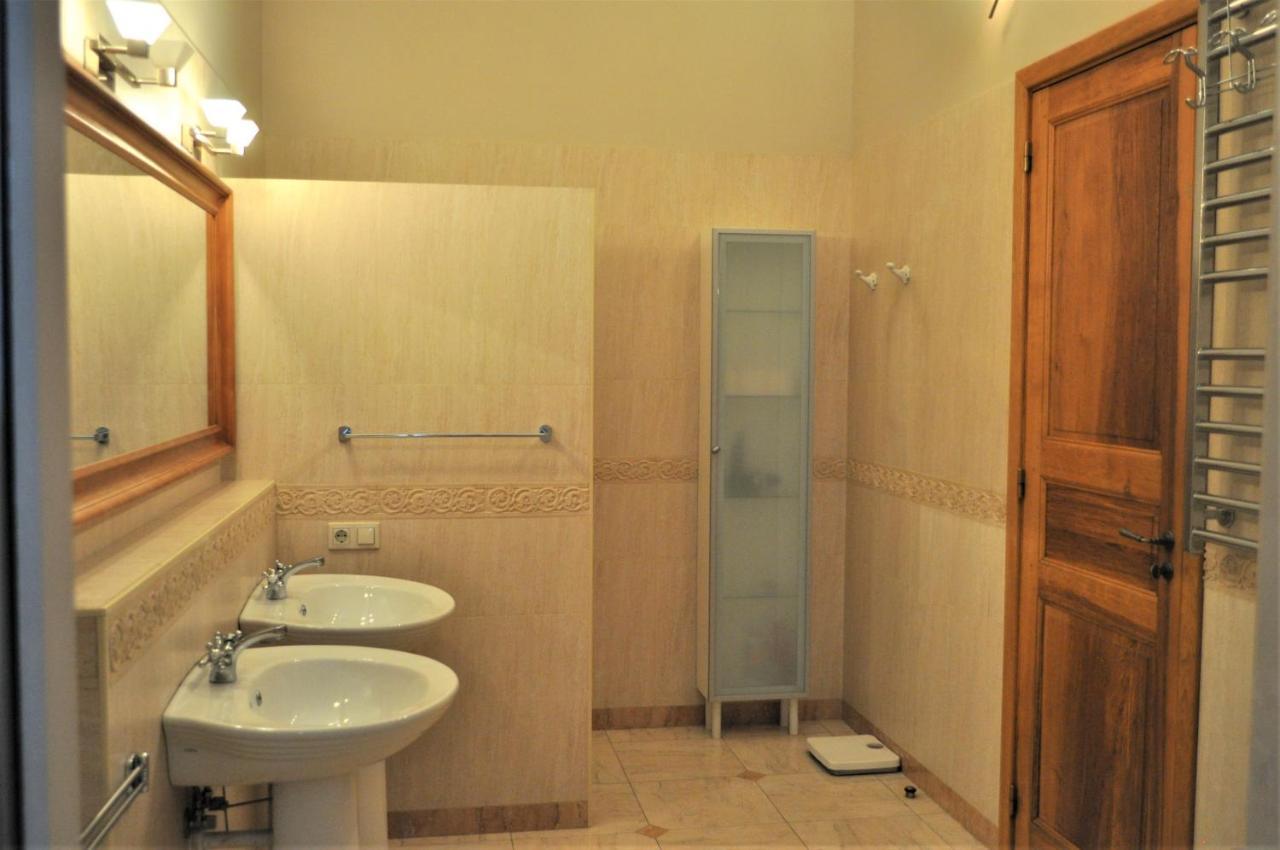 Great 144 Sq.M. Apartment In The Center Of Kiew Exterior foto